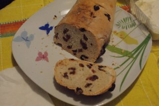 Итальянский хлеб с изюмом
